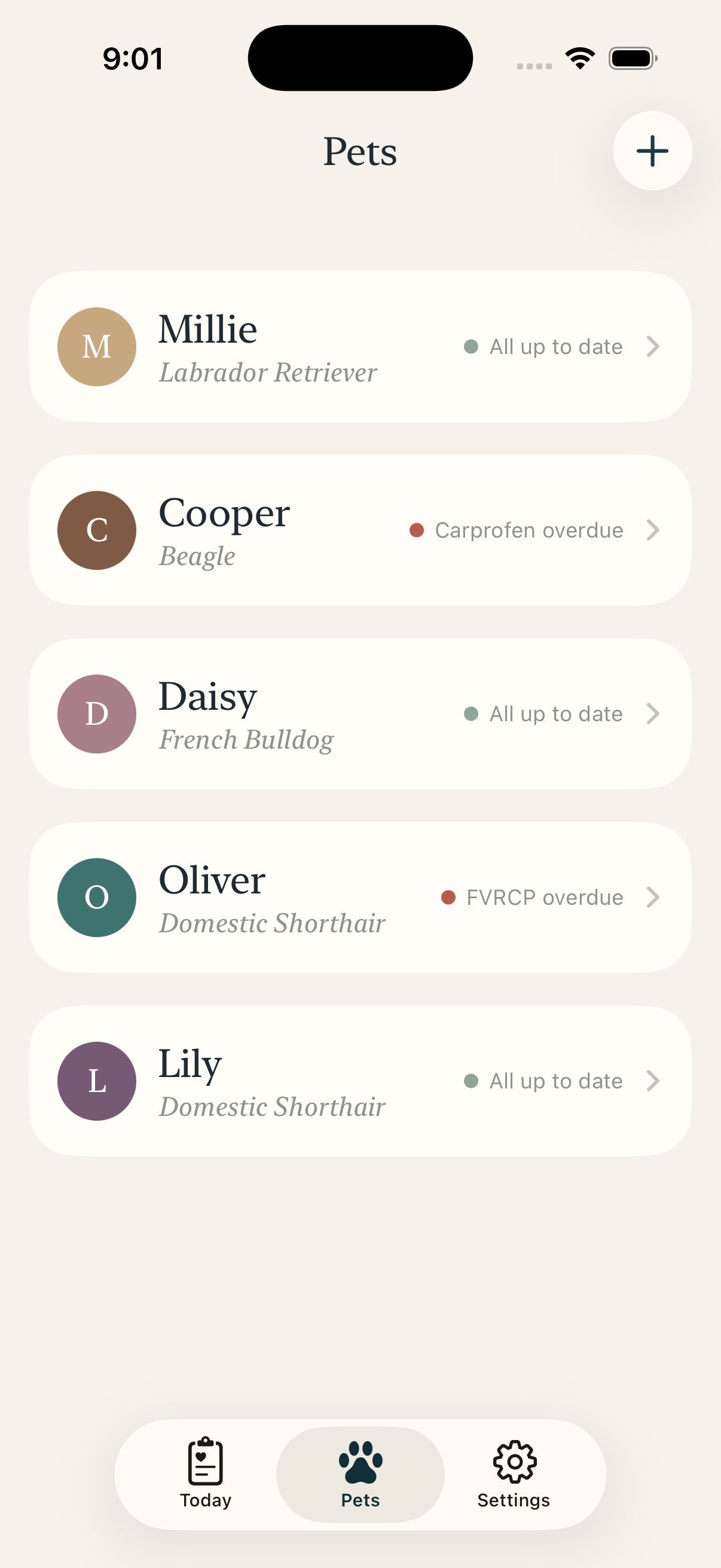 WellKept Pet Pets screen listing each pet with its breed and current vaccine or medication status